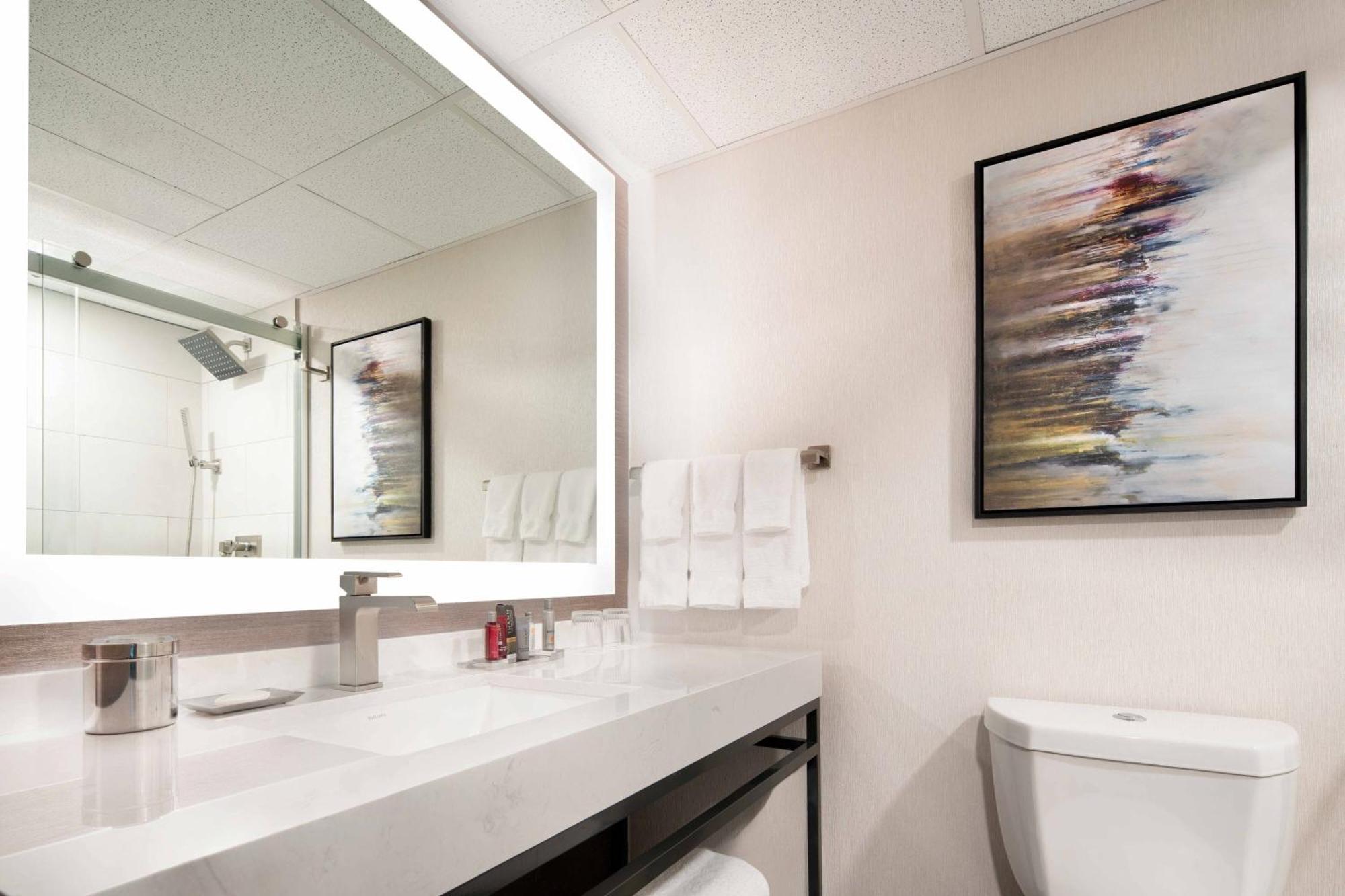 Executive High Floor Room, 2 Queen Beds with Balcony
